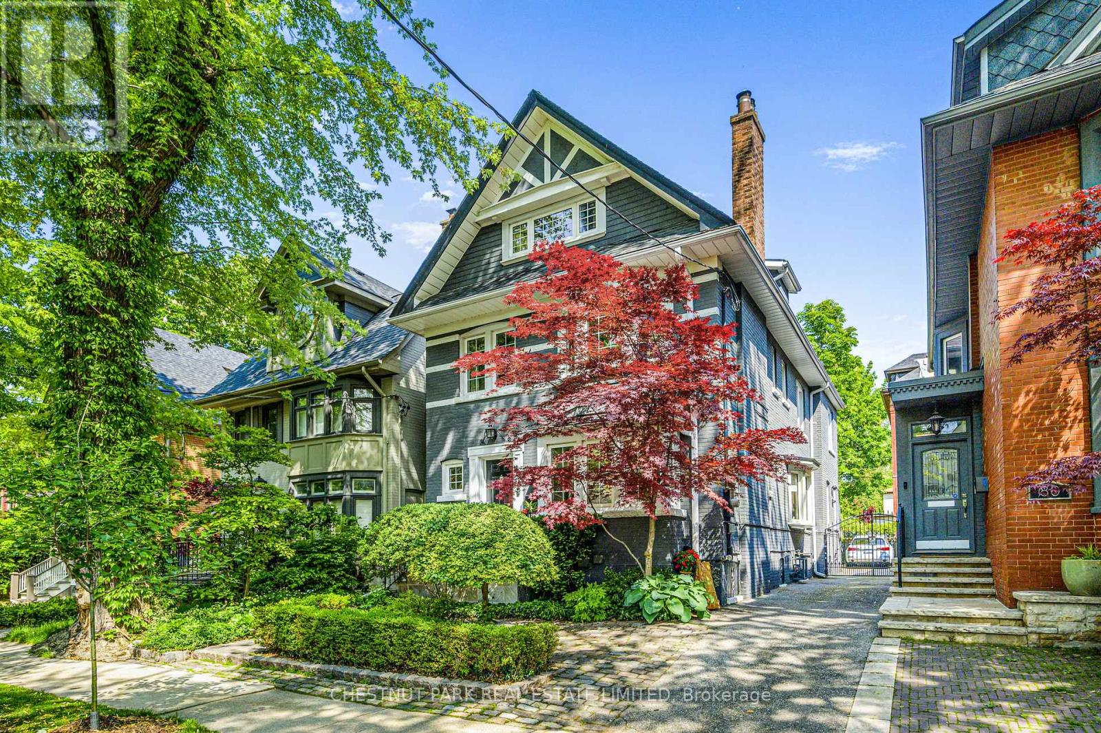 MLS® listing #28861708 for sale located at 78 DALE AVENUE