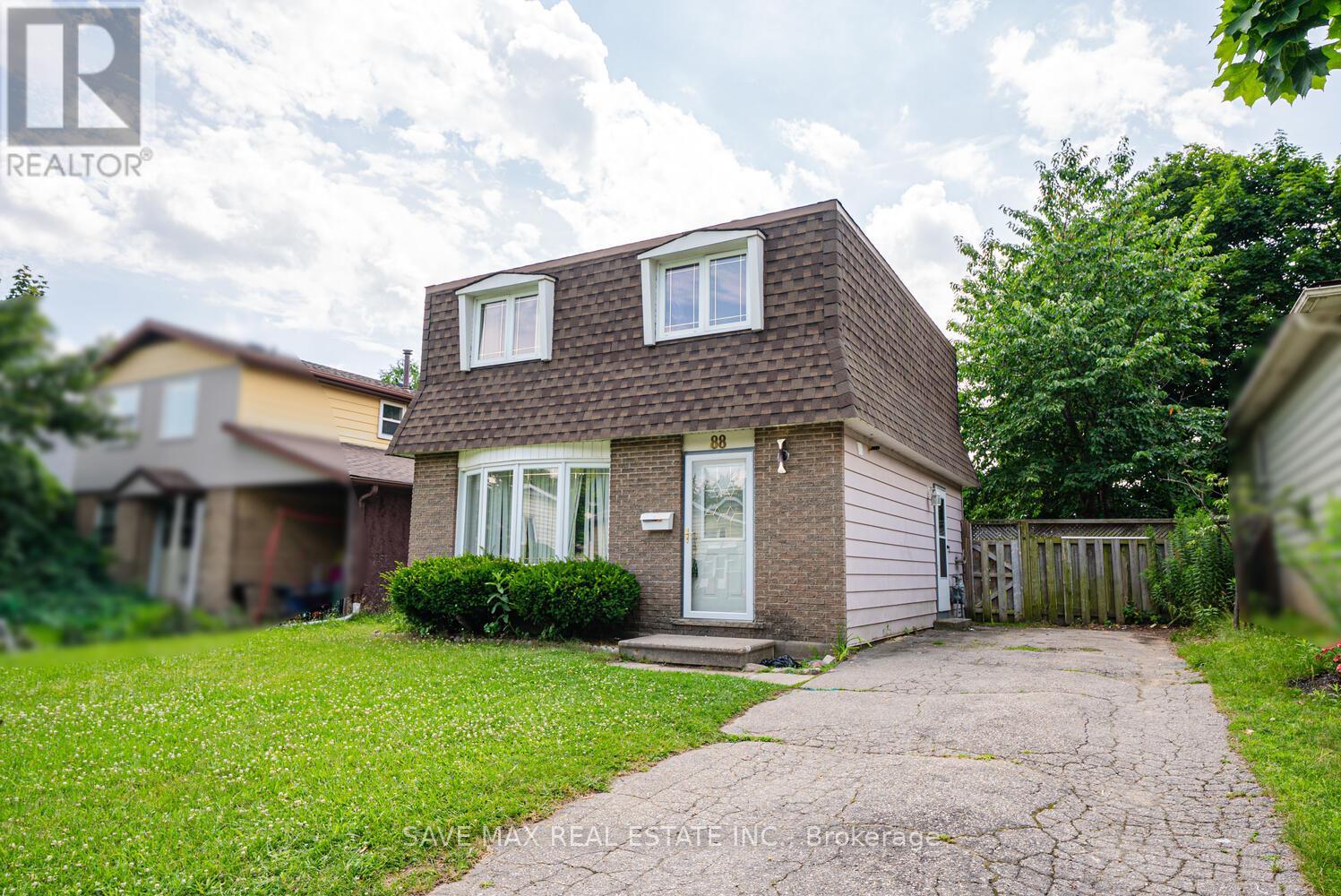 MLS® listing #28861785 for sale located at 88 HARCOURT CRESCENT