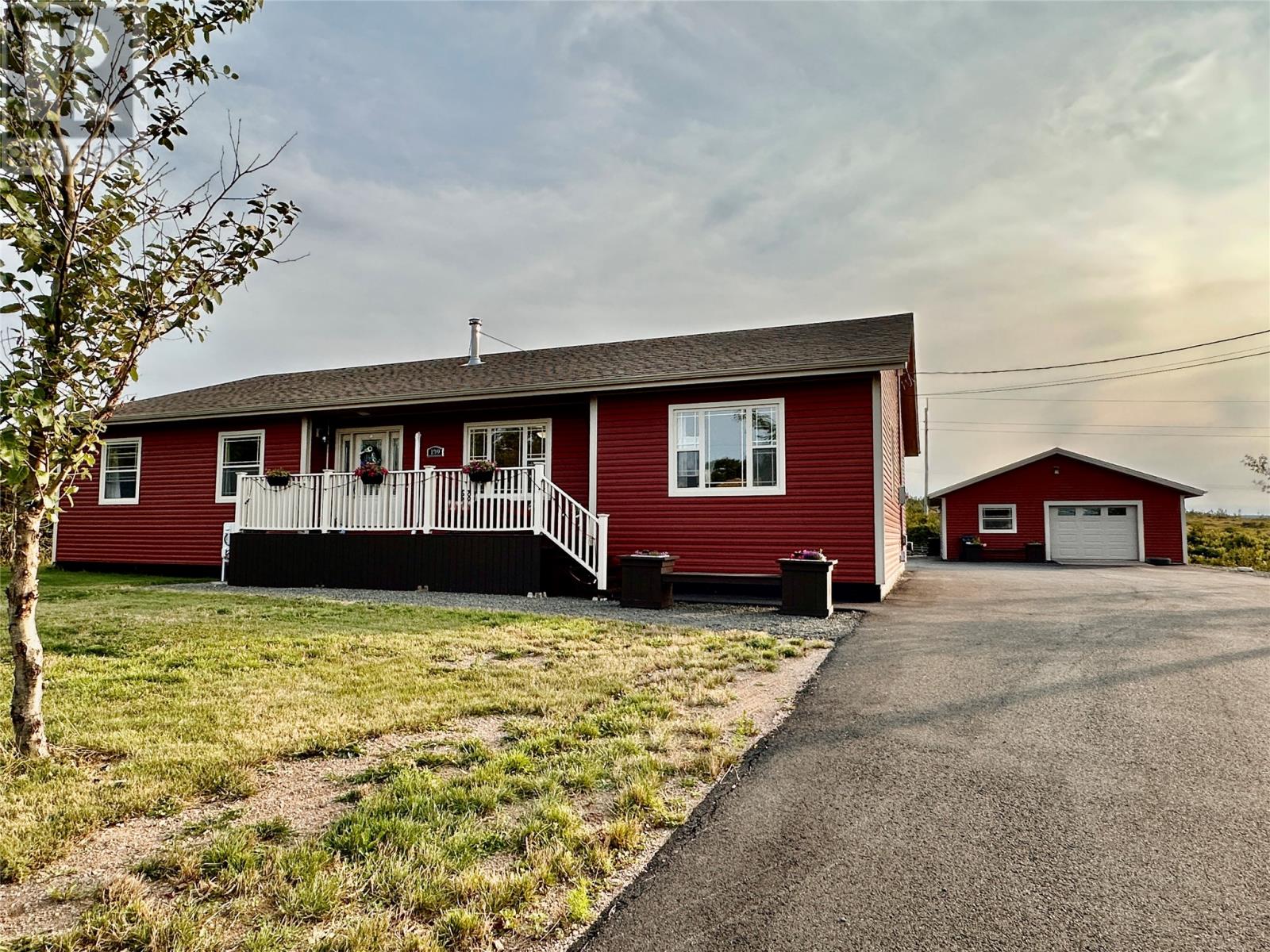 MLS® listing #28862233 for sale located at 139 Winterland Road