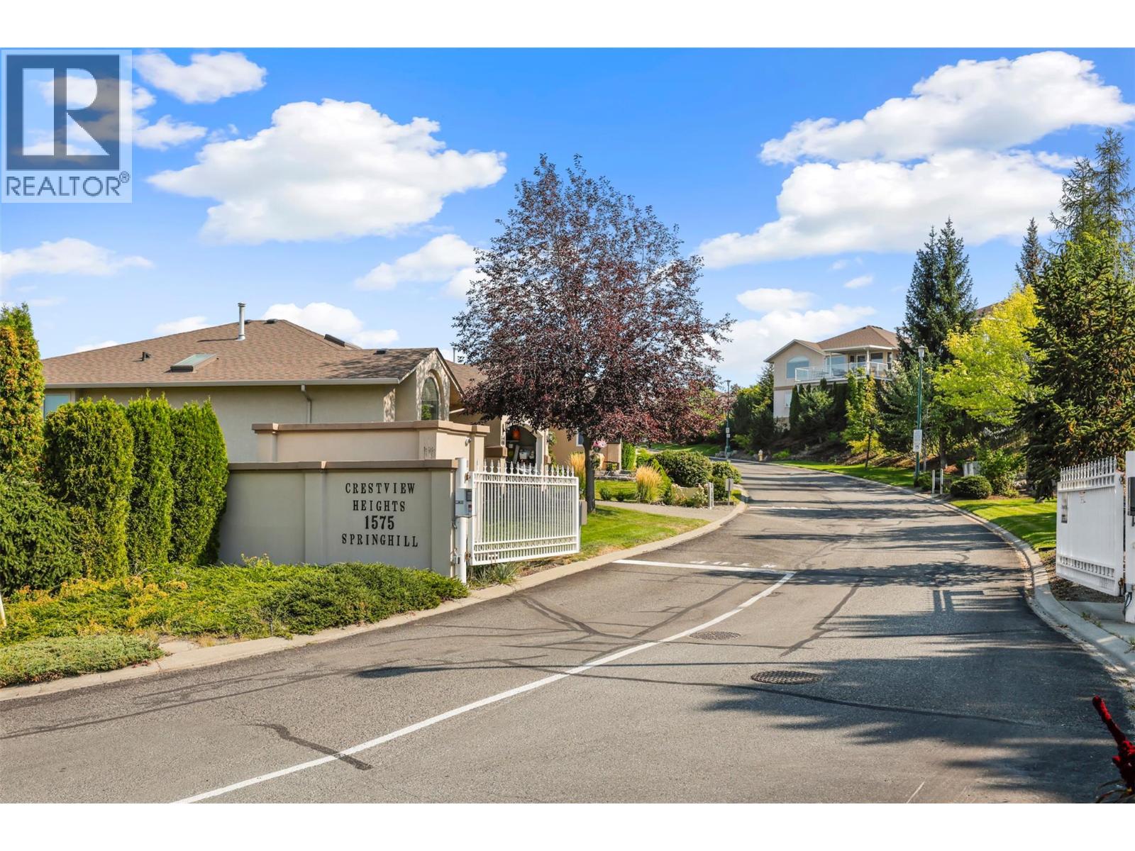 MLS® listing #28864347 for sale located at 1575 Springhill Drive Unit# 31