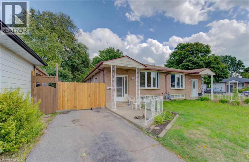 MLS® listing #28864606 for sale located at 41 HARVEST Court