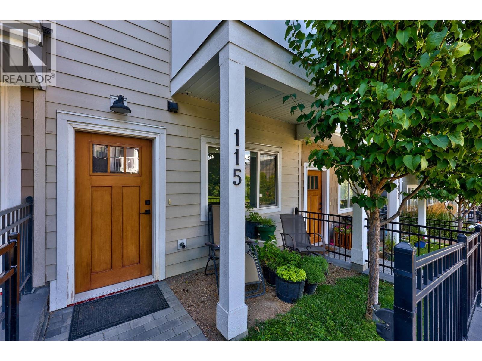 MLS® listing #28865451 for sale located at 1393 9TH Avenue Unit# 115