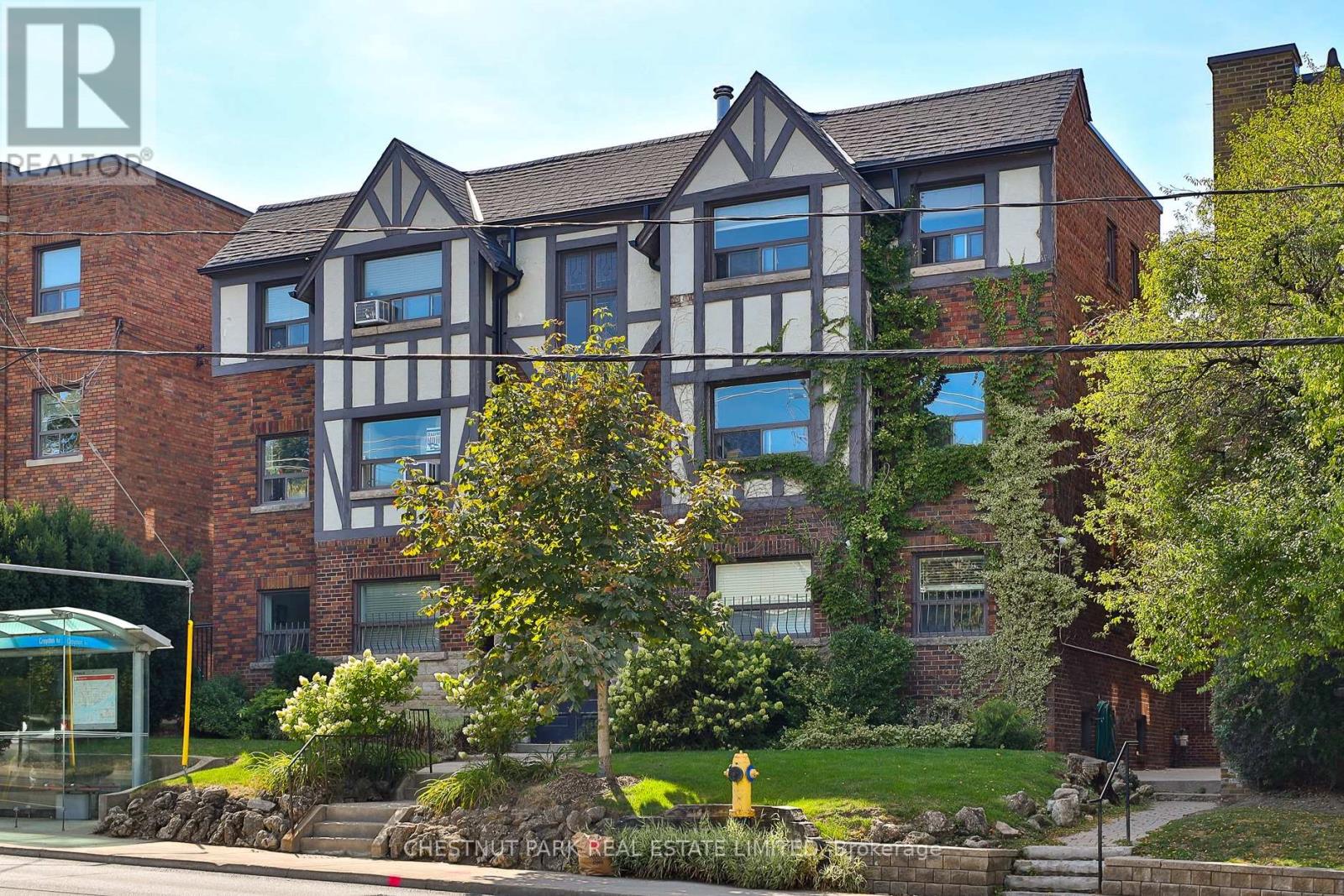 MLS® listing #28866579 for sale located at 5 - 1648 BATHURST STREET