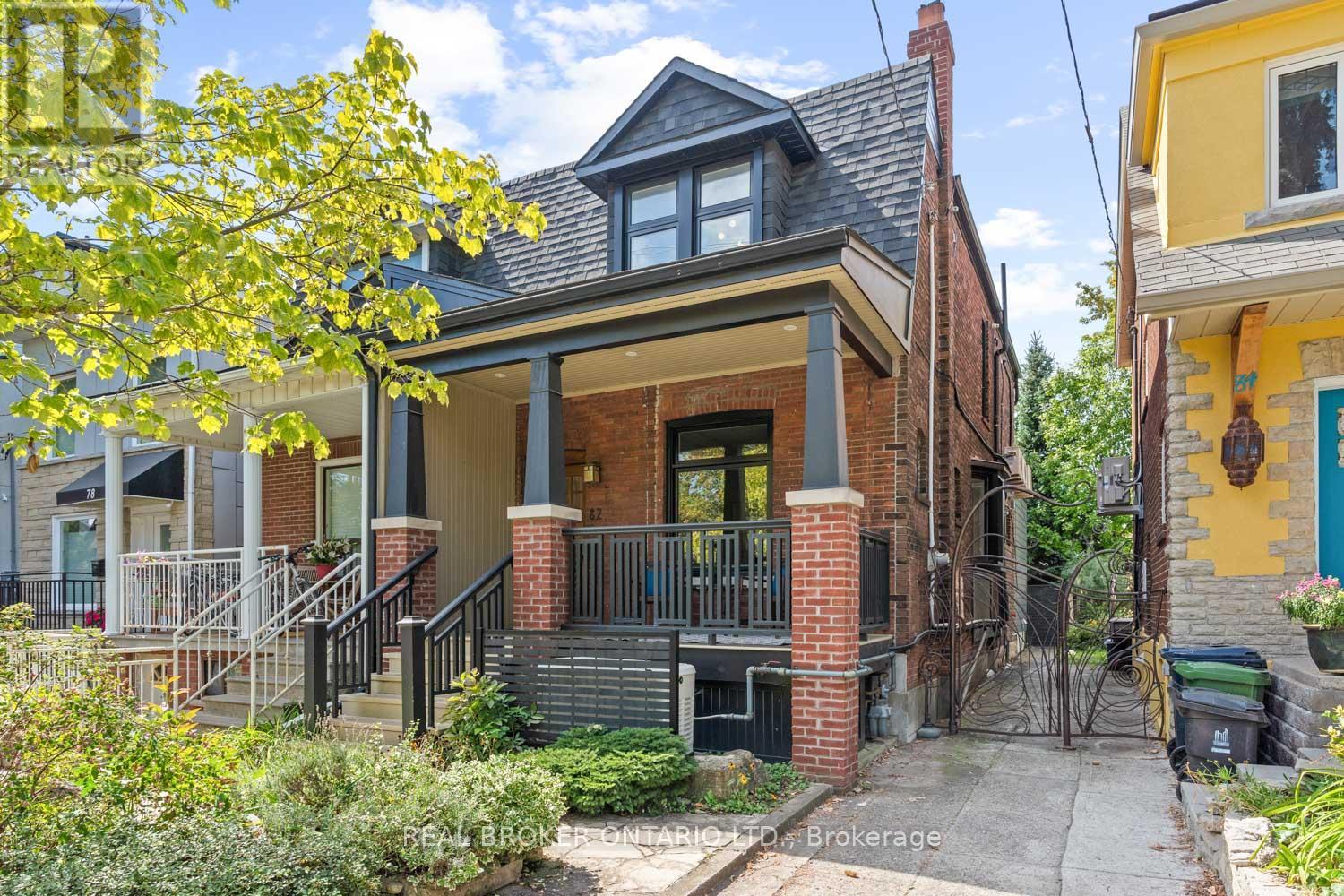 MLS® listing #28868223 for sale located at 82 SALEM AVENUE