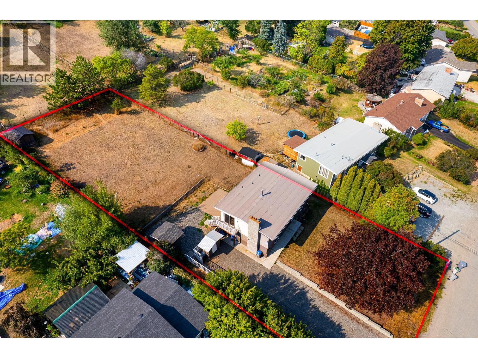 MLS® listing #28868816 for sale located at 1365 CLEARVIEW Drive