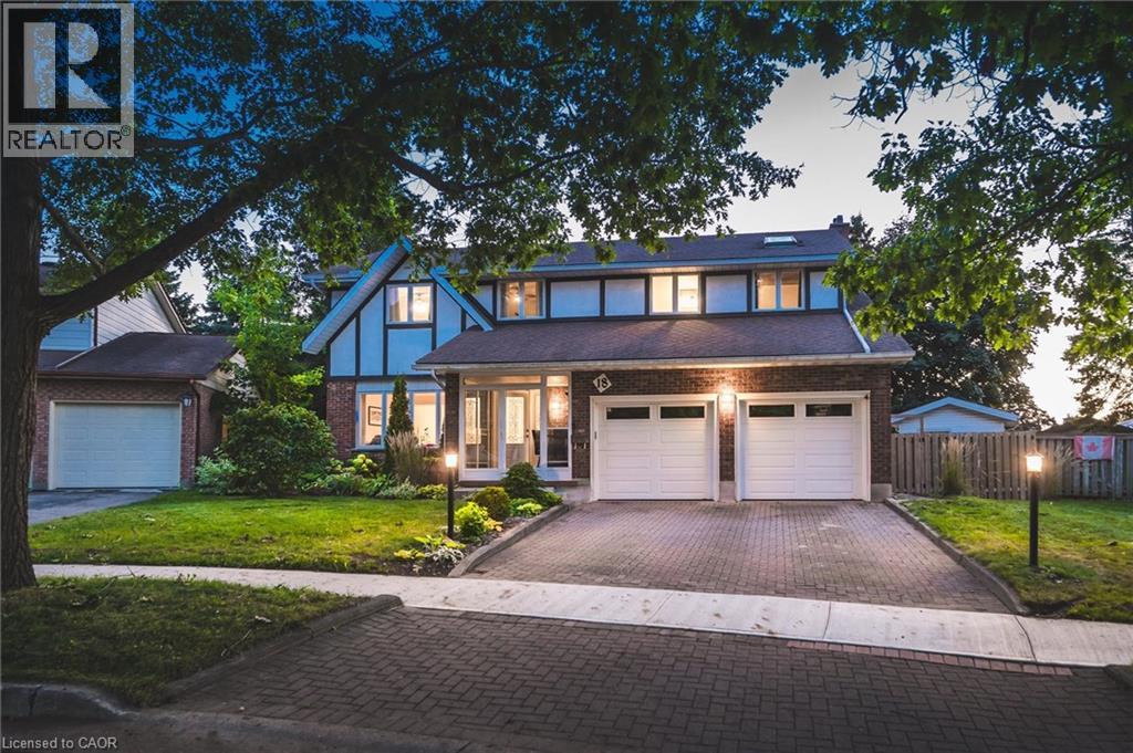 MLS® listing #28870319 for sale located at 18 WESTCHESTER Place