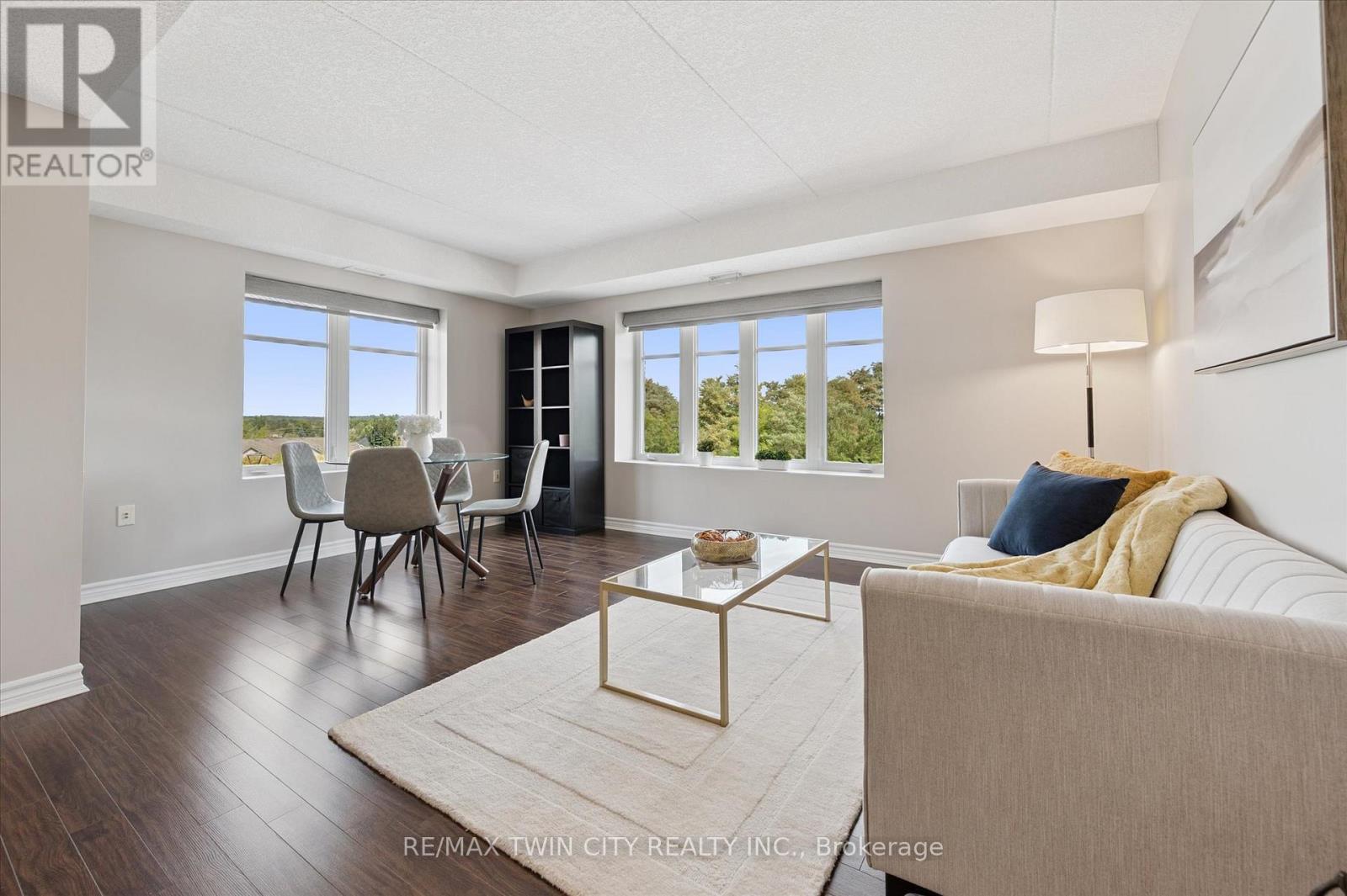 MLS® listing #28871479 for sale located at 301 - 776 LAURELWOOD DRIVE