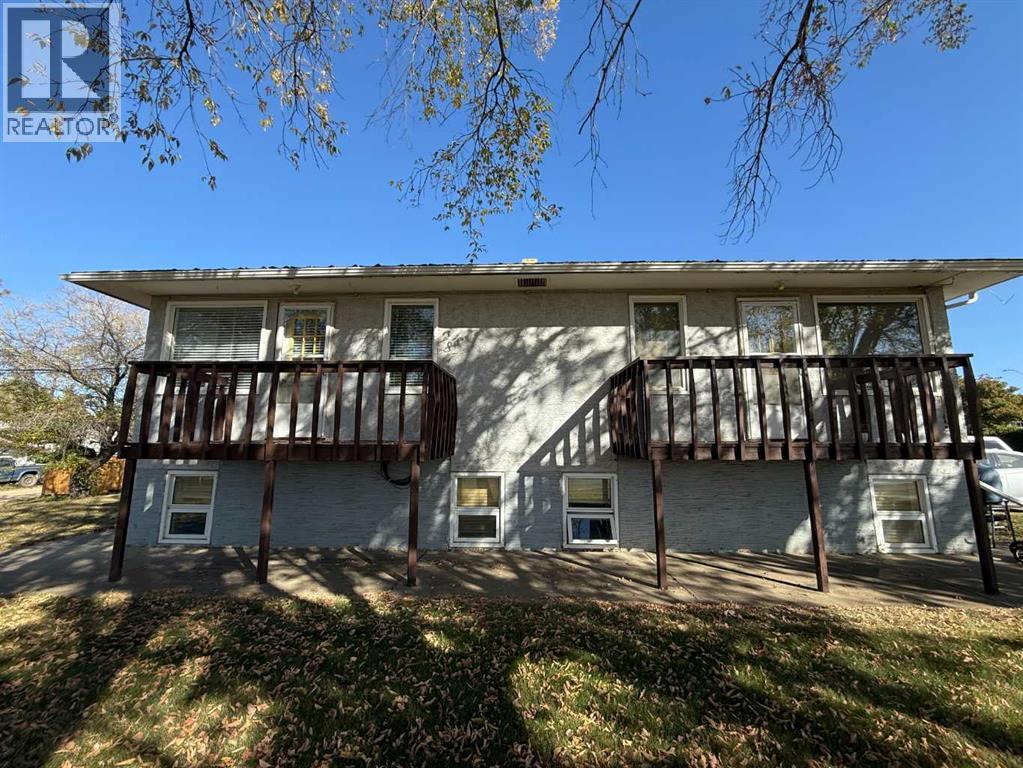 MLS® listing #28872410 for sale located at 3904 42 Street