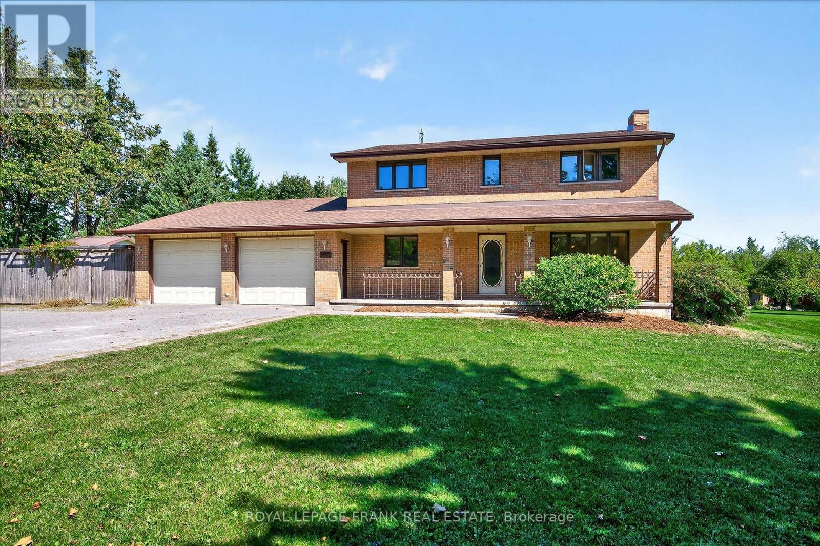 MLS® listing #28874433 for sale located at 549 BISSVIEW AVENUE