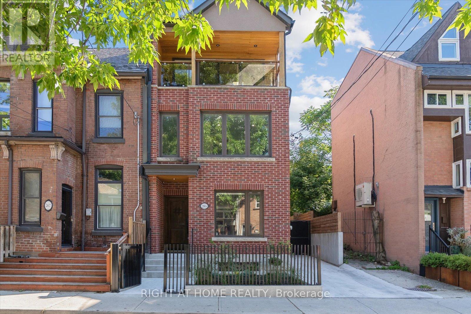 MLS® listing #28874576 for sale located at 265 ONTARIO STREET