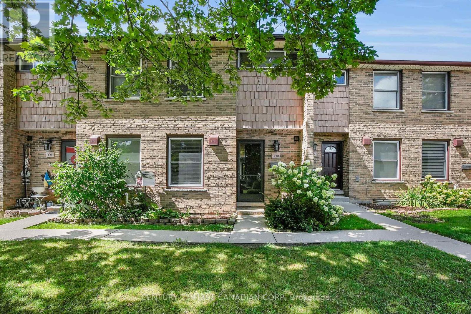 MLS® listing #28875246 for sale located at 640 WONDERLAND ROAD S