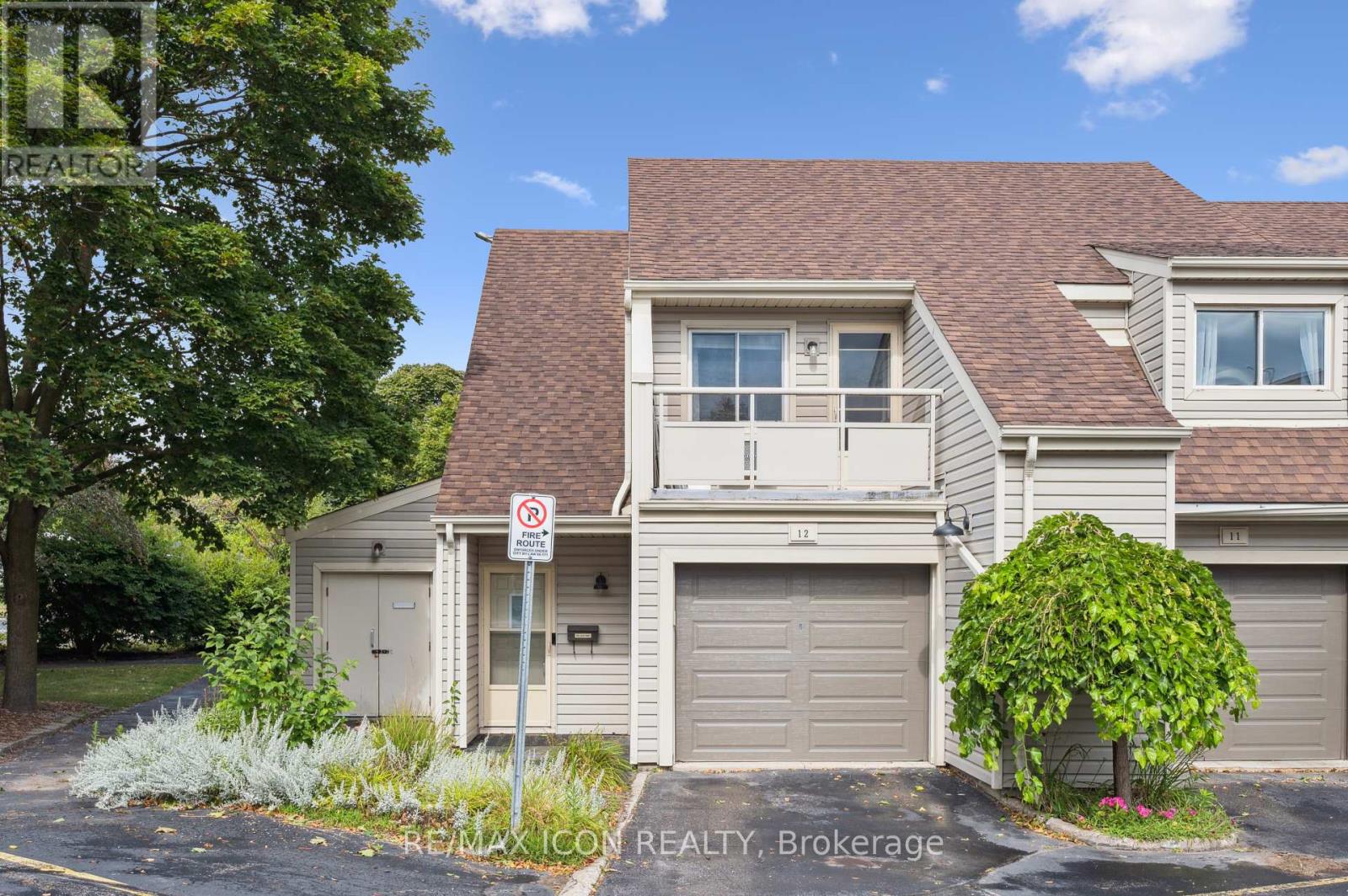 MLS® listing #28875338 for sale located at 12 - 337 KINGSWOOD DRIVE