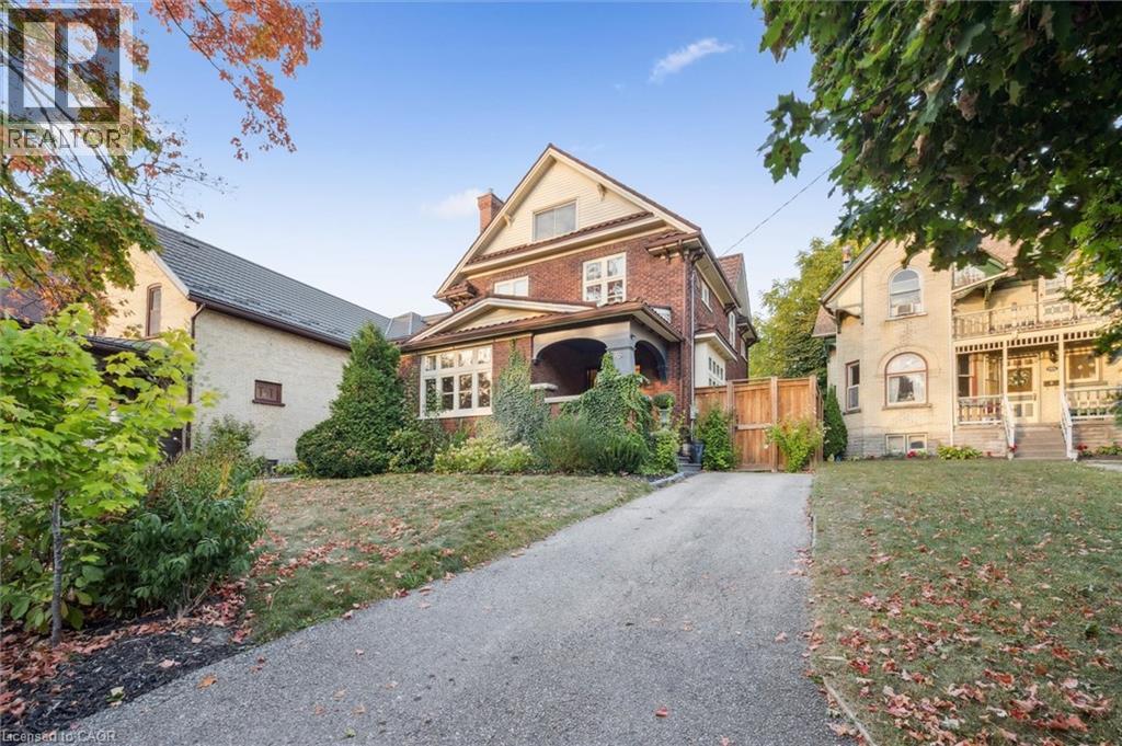 MLS® listing #28876459 for sale located at 76 AHRENS Street W