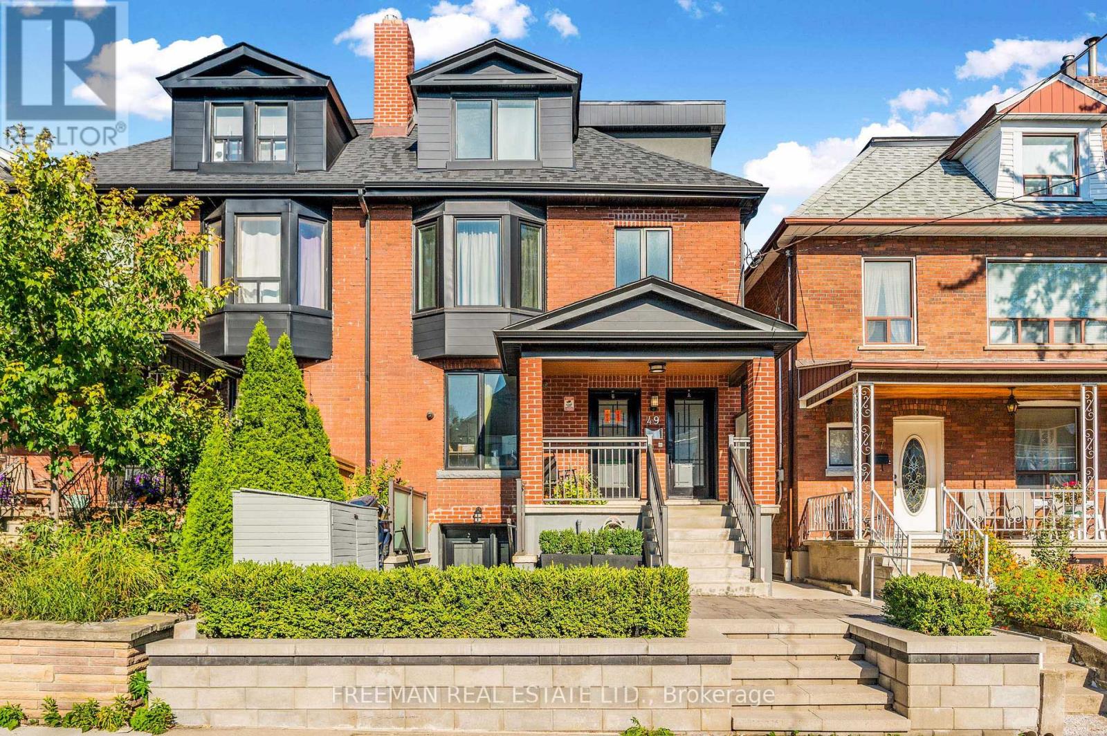 MLS® listing #28877154 for sale located at 49 BEATRICE STREET