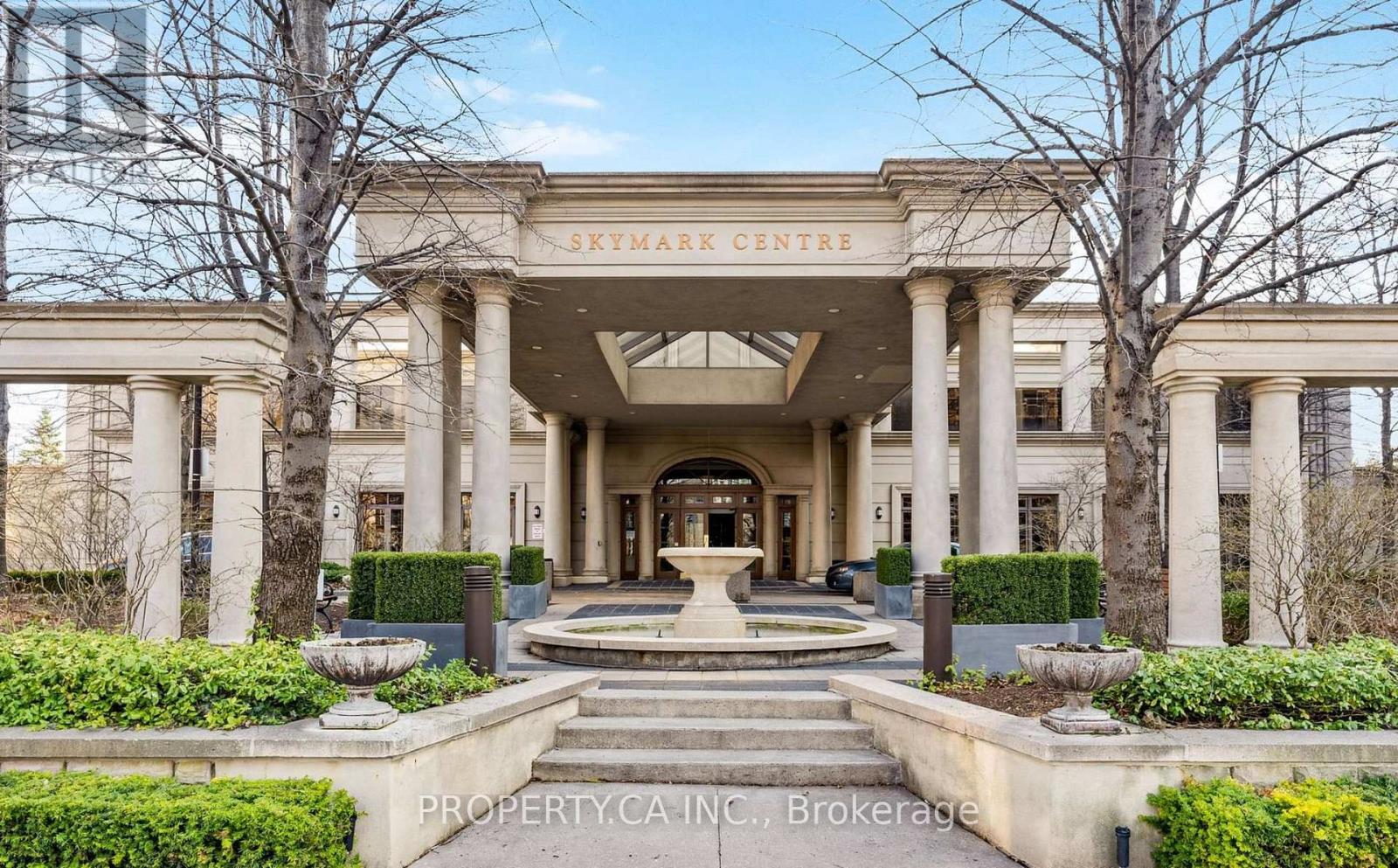 MLS® listing #28879373 for sale located at 923 - 80 HARRISON GARDEN BOULEVARD