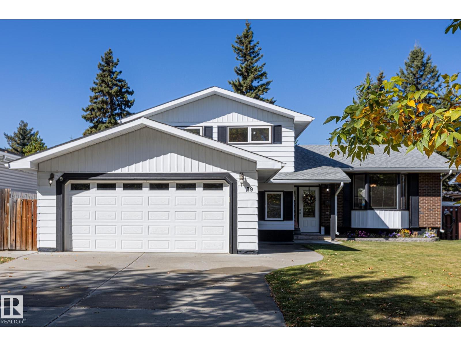 MLS® listing #28879442 for sale located at 39 Abbey CR