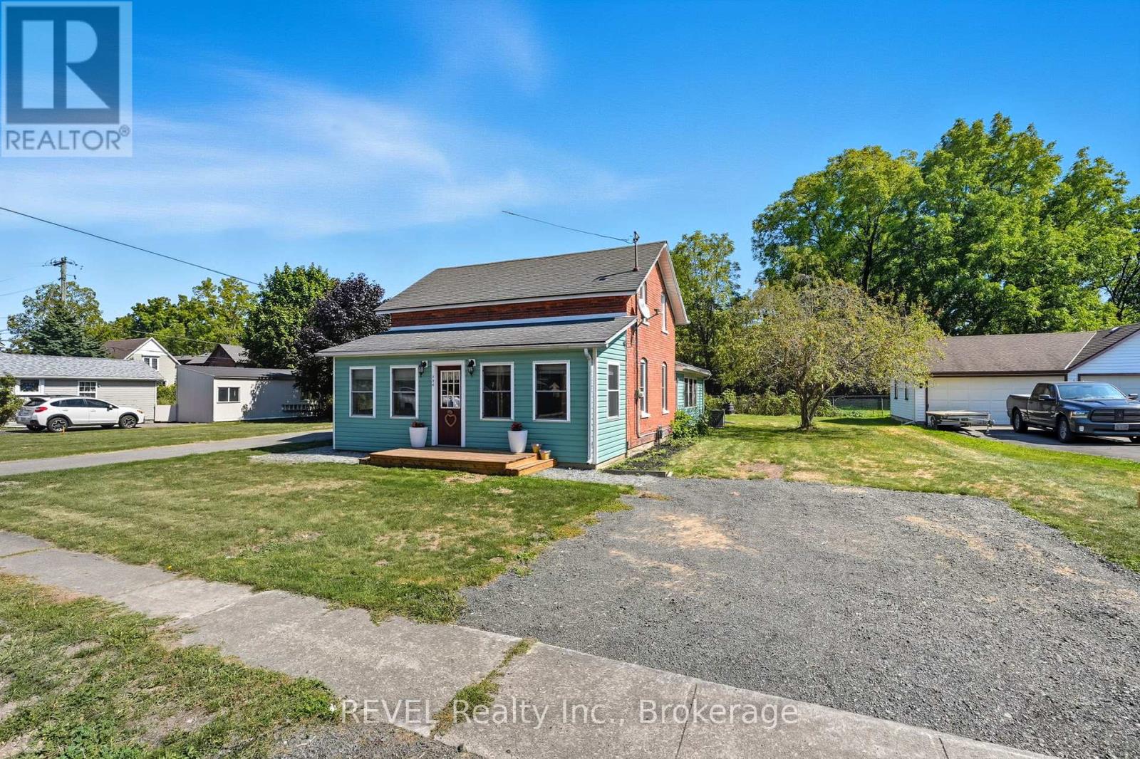 MLS® listing #28879507 for sale located at 356 SOUTH MILL STREET