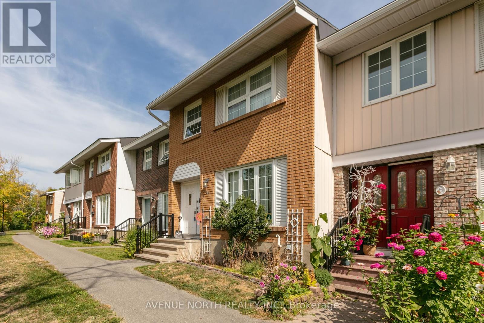 MLS® listing #28879695 for sale located at 64 - 3260 SOUTHGATE ROAD