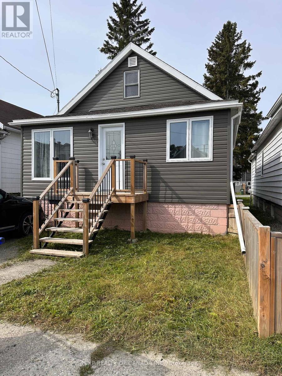 MLS® listing #28879956 for sale located at 141 ELM STREET N