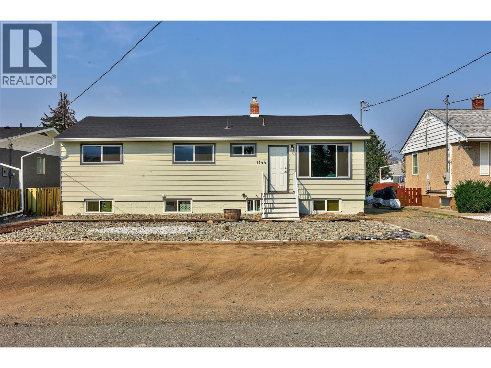 MLS® listing #28881142 for sale located at 1144 Sherbrooke Avenue