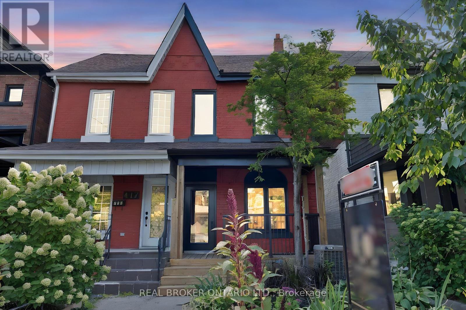 MLS® listing #28881865 for sale located at 415 CONCORD AVENUE