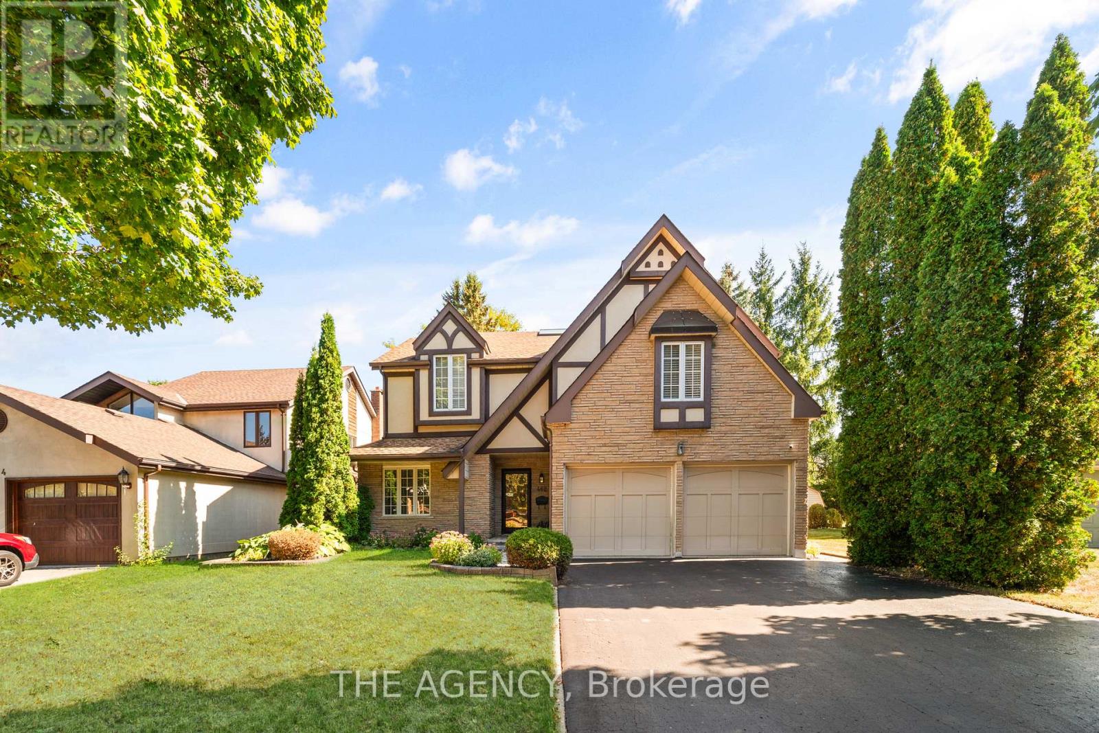MLS® listing #28888788 for sale located at 462 WINCHESTER DRIVE