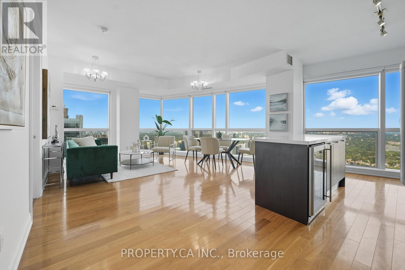 MLS® listing #28890828 for sale located at 6302 - 388 YONGE STREET
