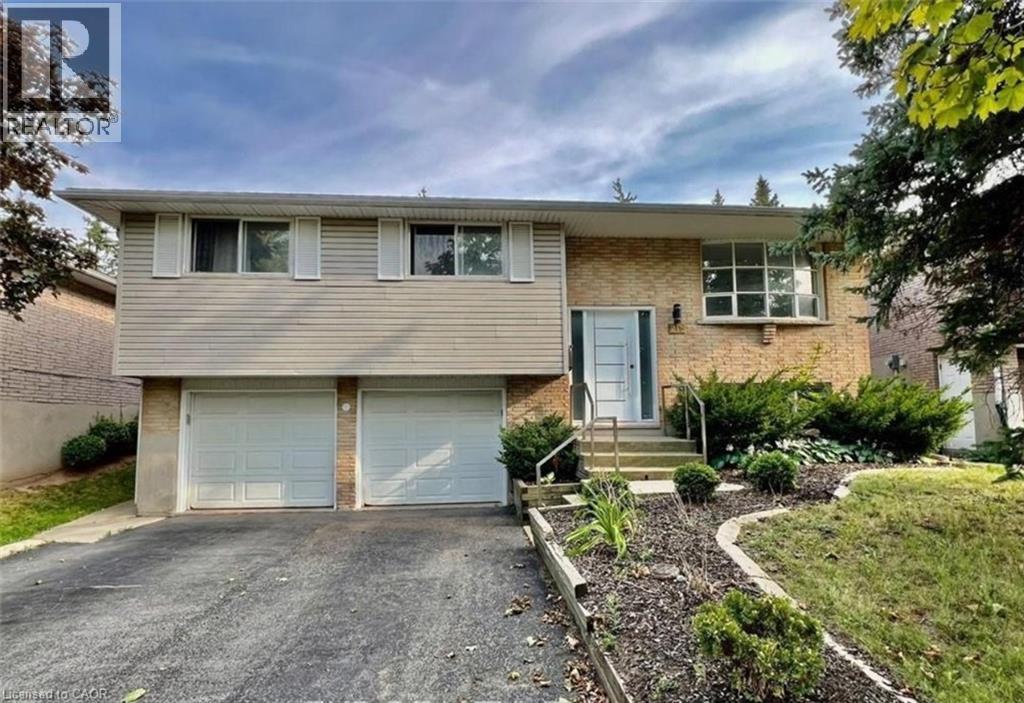 MLS® listing #28894045 for sale located at 213 NORTHLAKE Drive