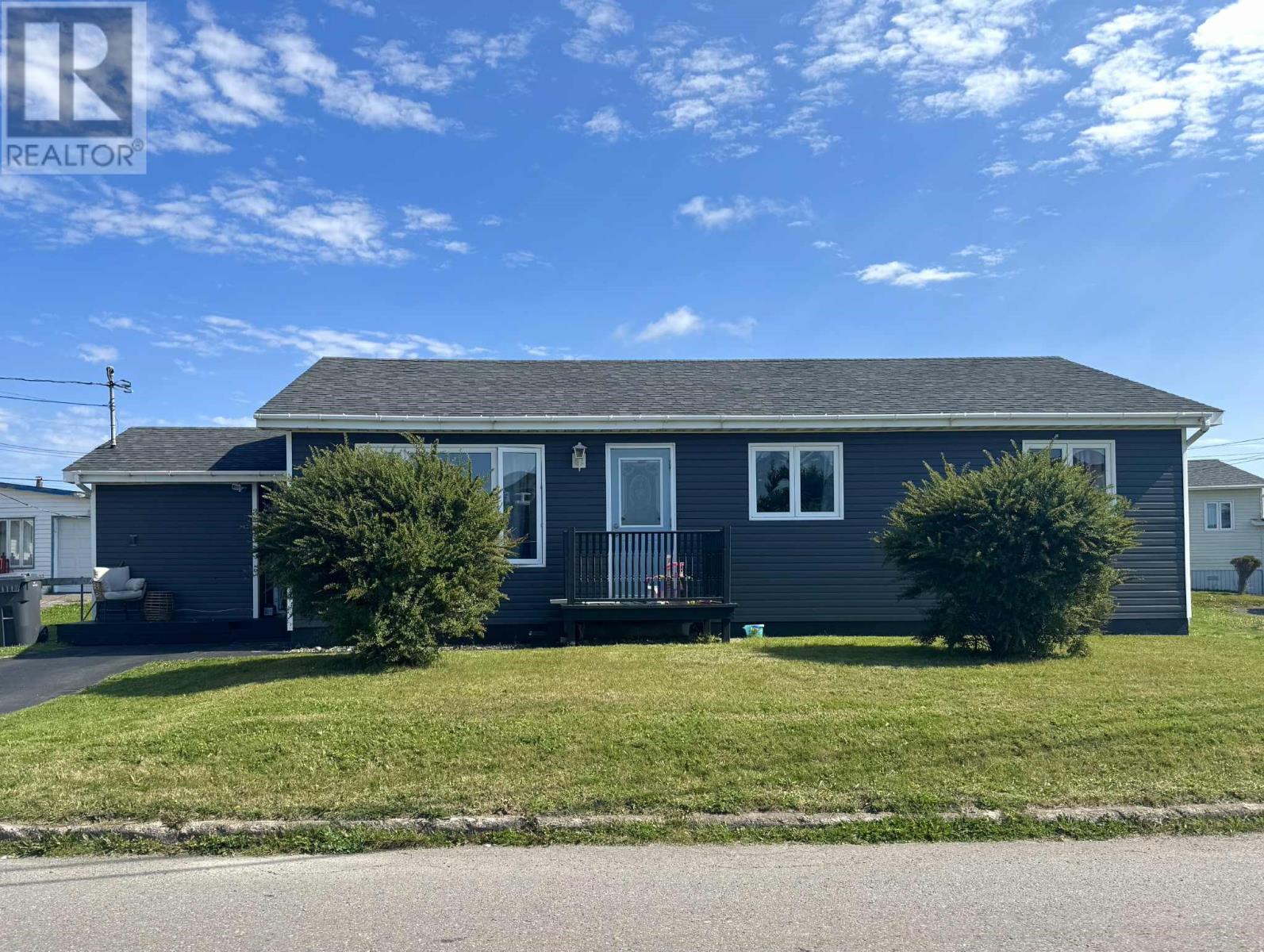 MLS® listing #28896119 for sale located at 3 Brunette Avenue