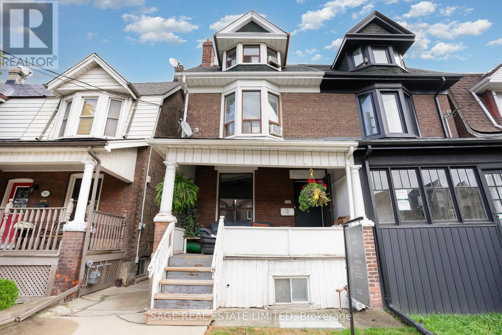 MLS® listing #28900495 for sale located at 629 OSSINGTON AVENUE