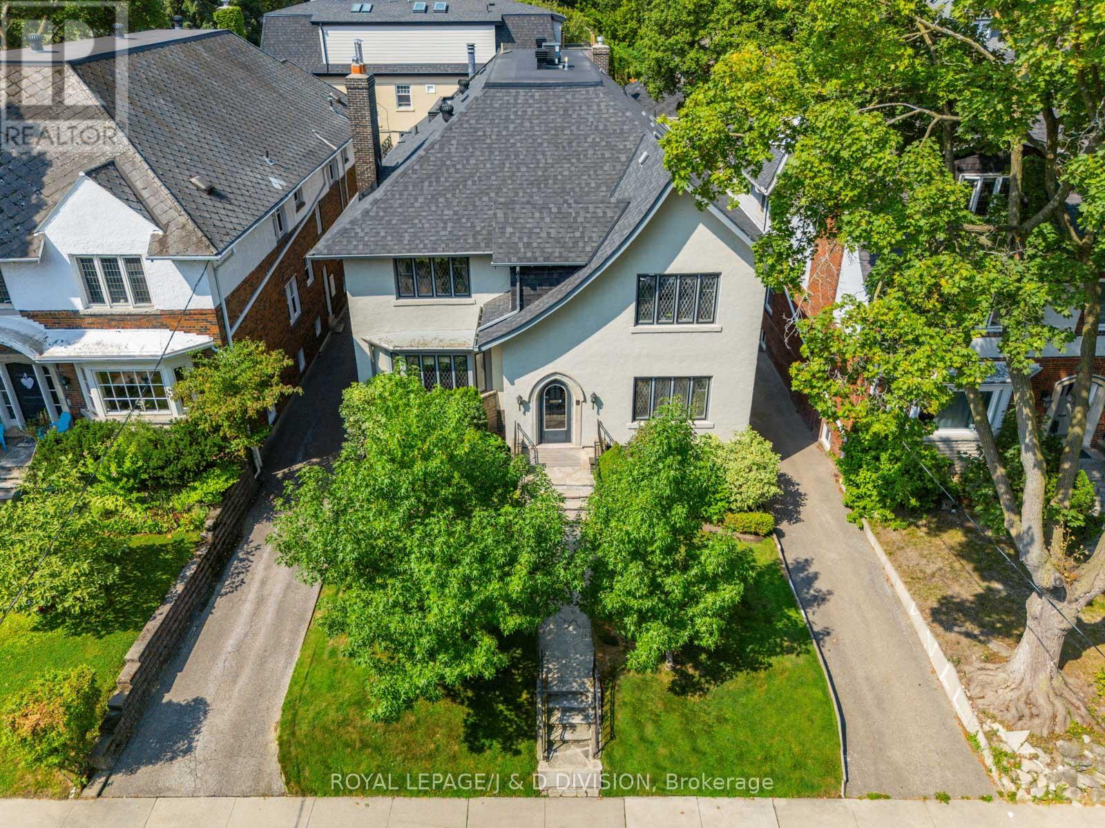 MLS® listing #28905909 for sale located at 4 HIGHBOURNE ROAD