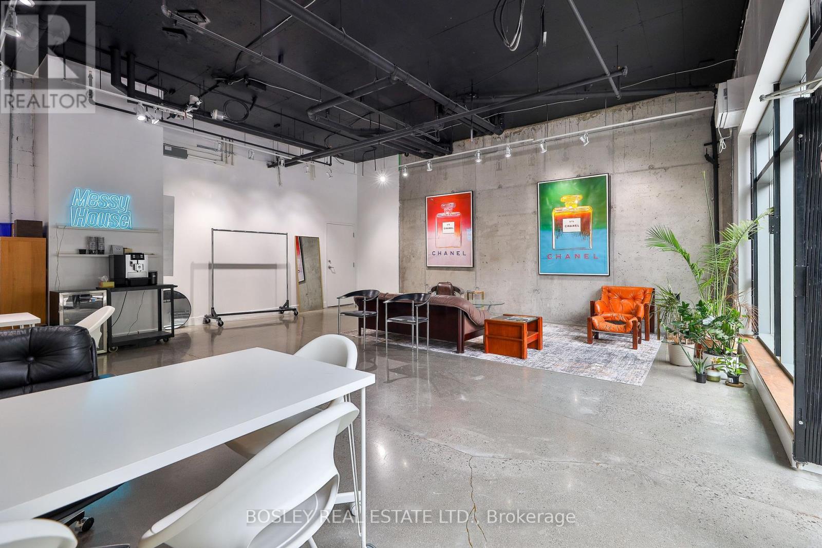 MLS® listing #28908120 for sale located at 9 - 68 ABELL STREET