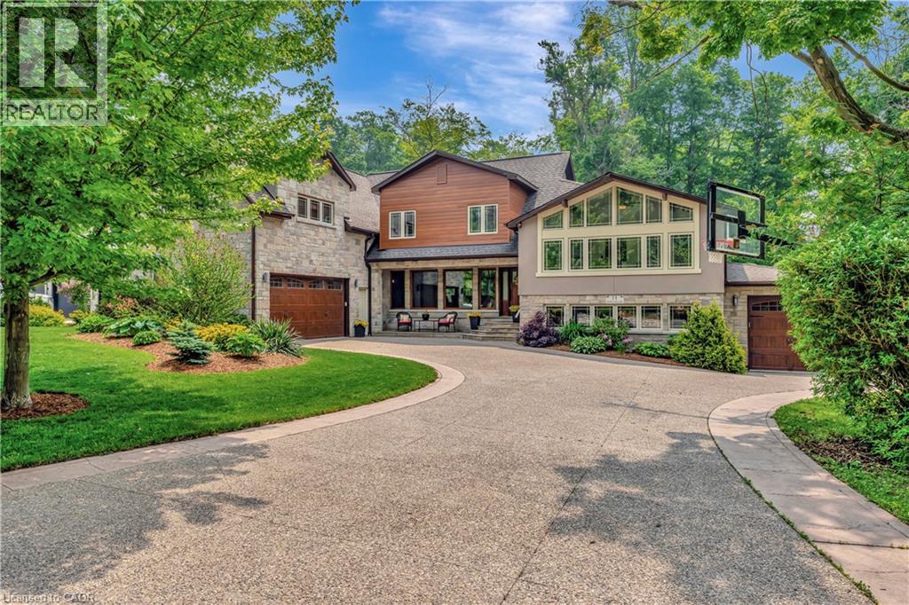 MLS® listing #28912652 for sale located at 11 MAPLE HILL Drive