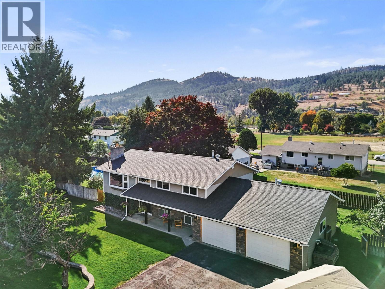 MLS® listing #28912714 for sale located at 285 Huckleberry Place