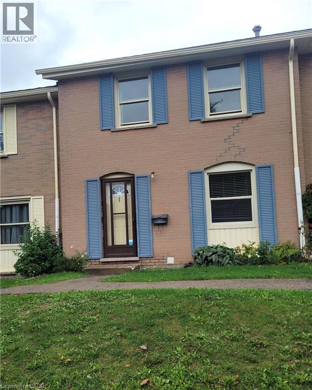 MLS® listing #28914752 for sale located at 27 QUEENSTON Drive