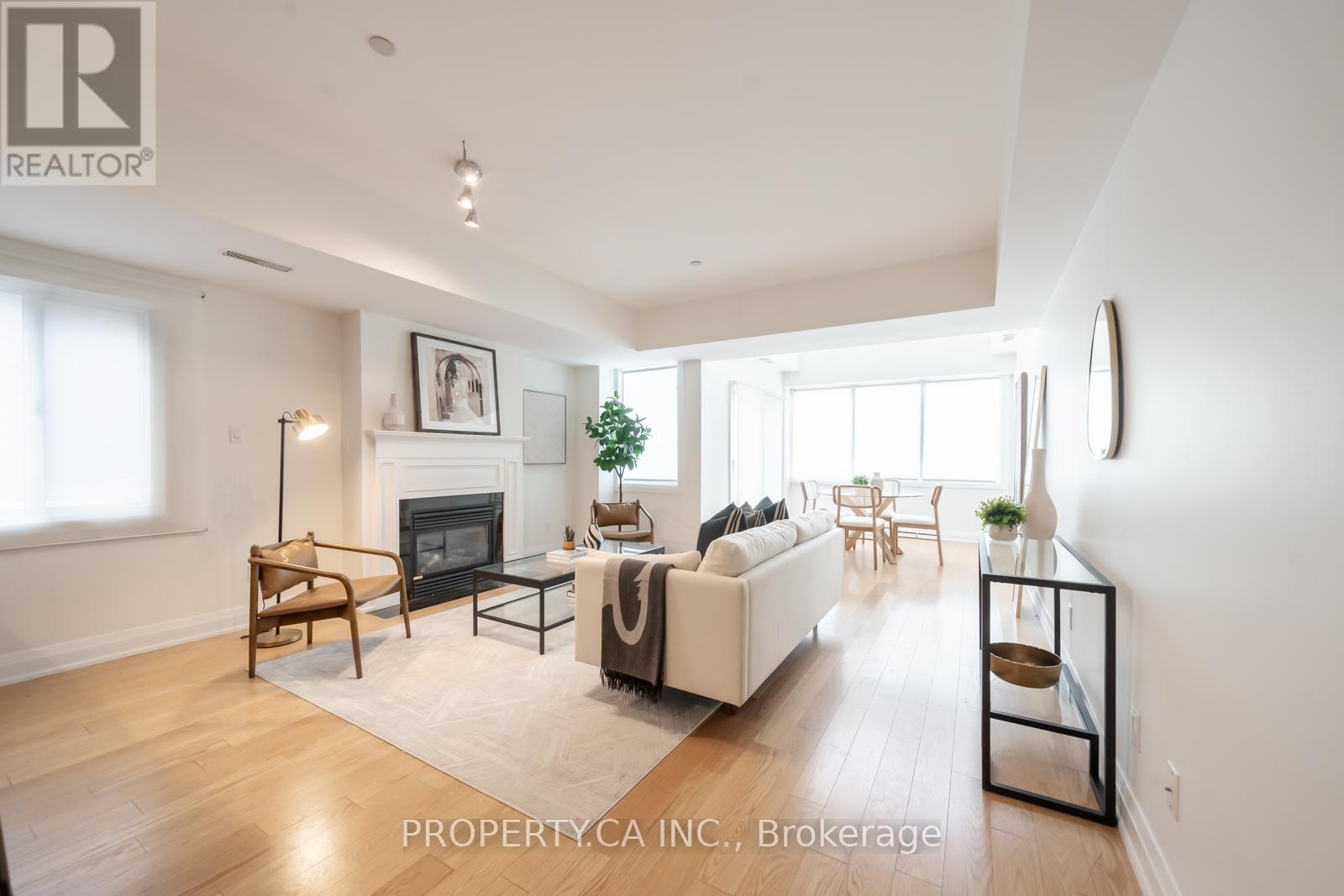 MLS® listing #28917791 for sale located at 1 - 473 DUPONT STREET