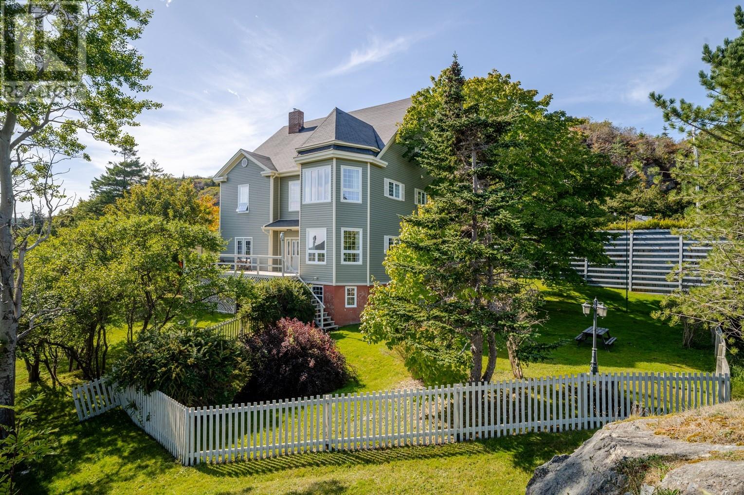 MLS® listing #28918284 for sale located at 55 Seaview Drive