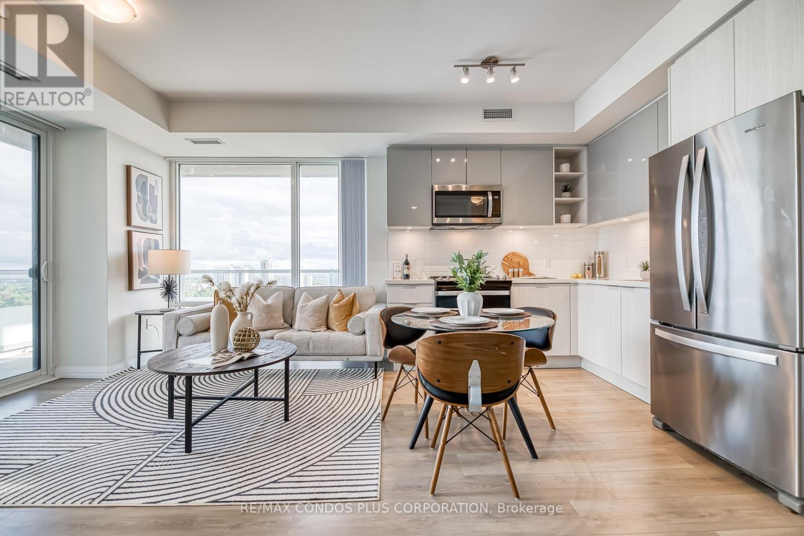 MLS® listing #28919034 for sale located at 2007 - 25 HOLLY STREET