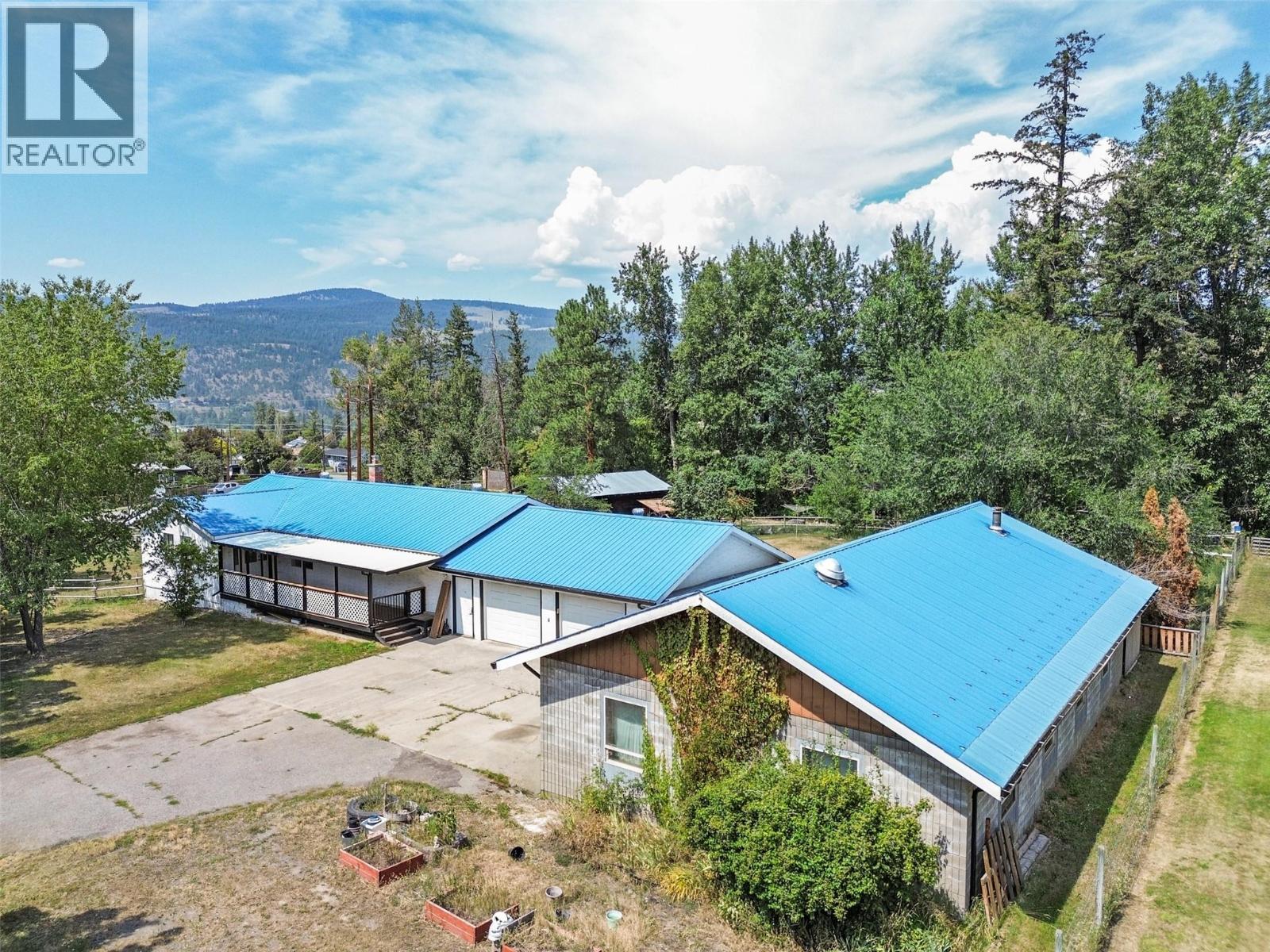 MLS® listing #28925135 for sale located at 590 LISTER Road