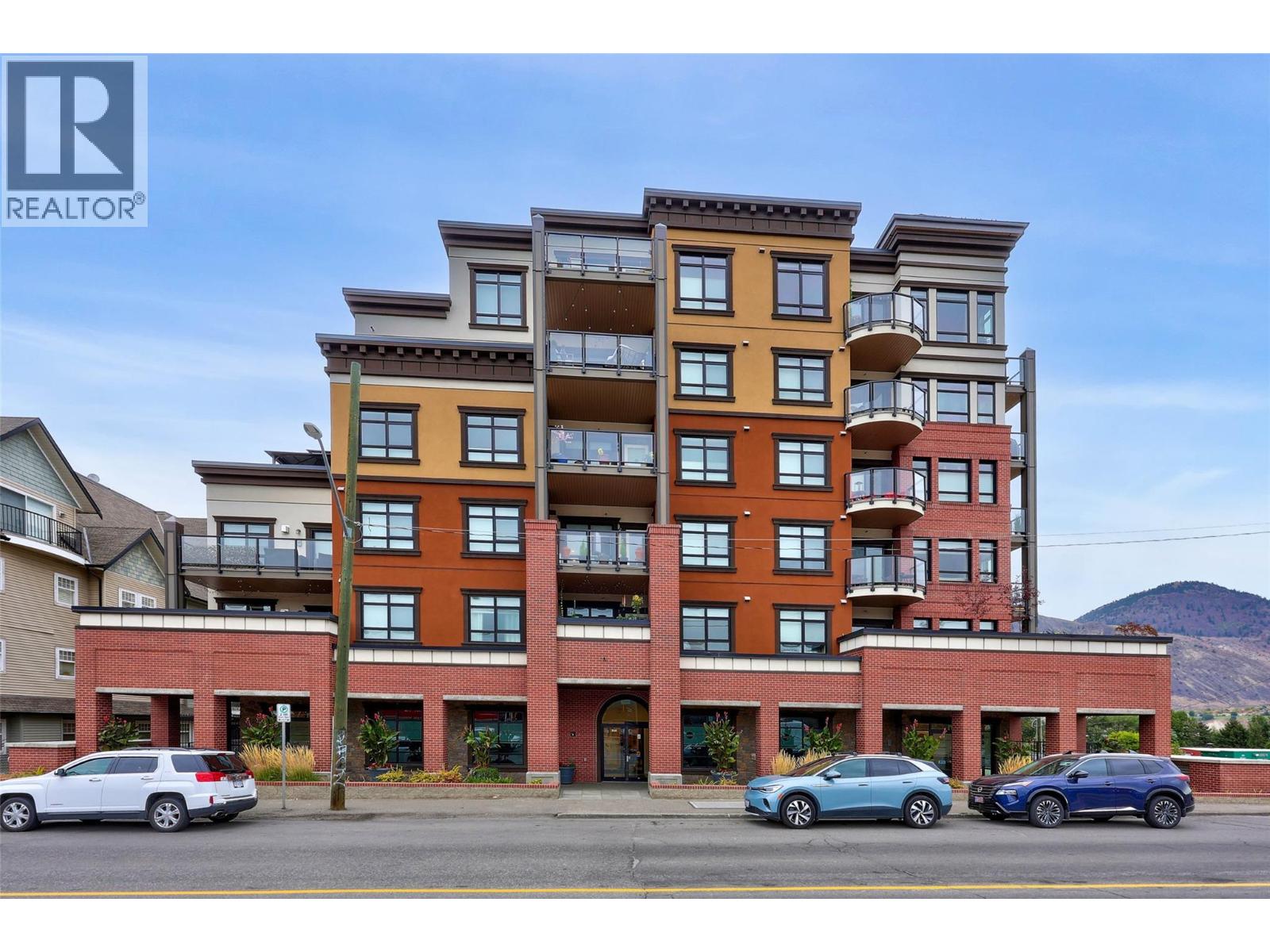 MLS® listing #28926813 for sale located at 568 Lorne Street Unit# 402