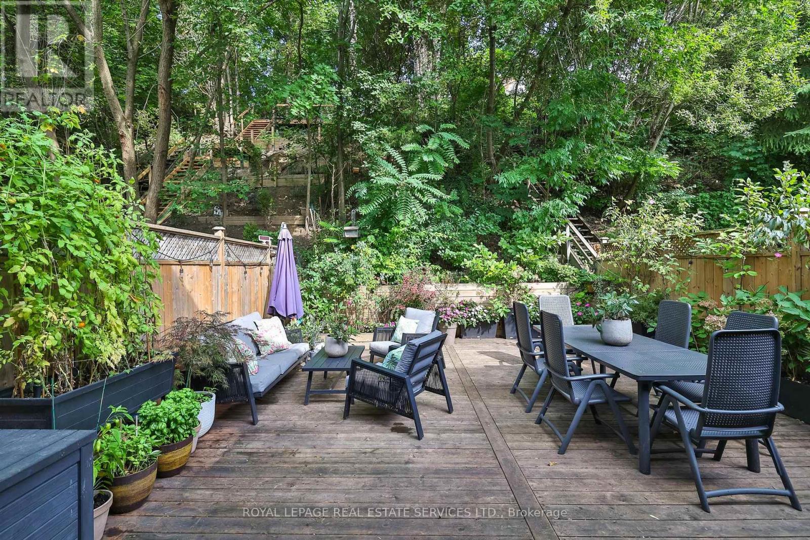 MLS® listing #28930190 for sale located at 618 DAVENPORT ROAD