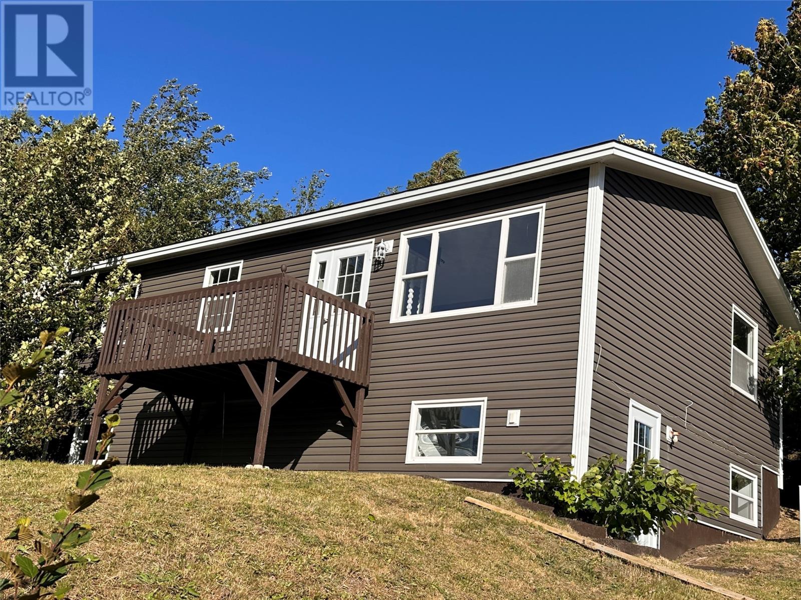 MLS® listing #28932548 for sale located at 132 Atlantic Street