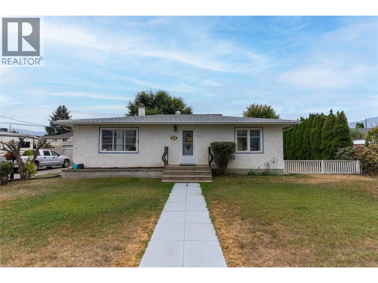 MLS® listing #28934757 for sale located at 278 Oak Road