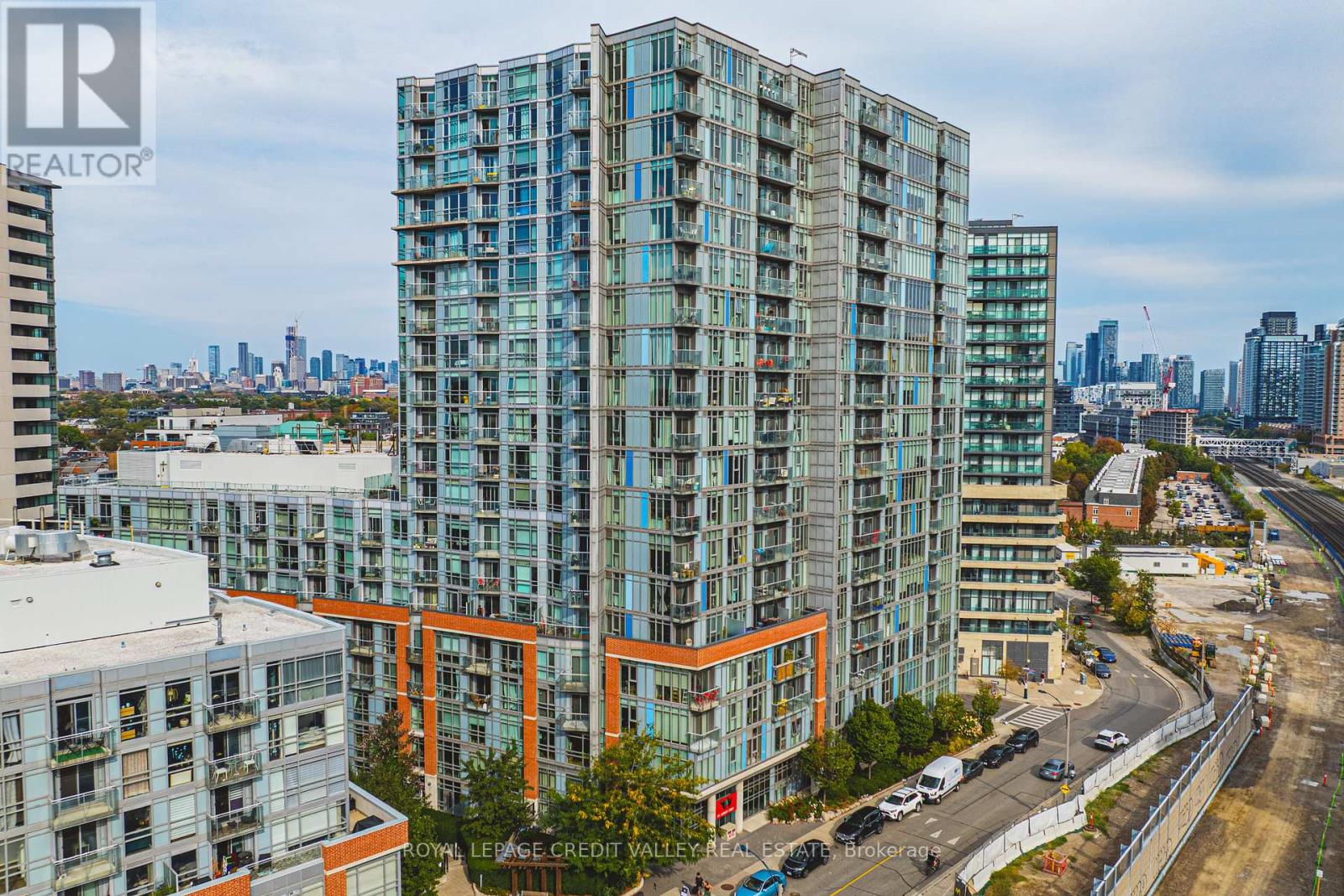 MLS® listing #28935551 for sale located at 609 - 150 SUDBURY STREET
