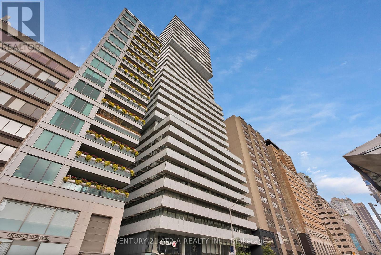 MLS® listing #28936605 for sale located at 3002 - 200 BLOOR STREET W