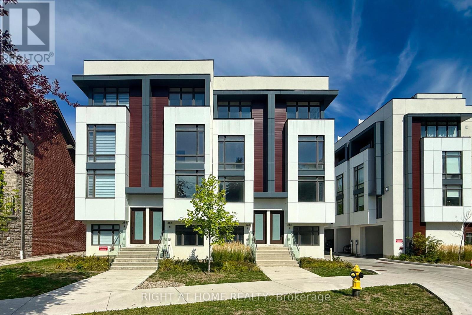 MLS® listing #28945343 for sale located at 36B CHURCHILL AVENUE
