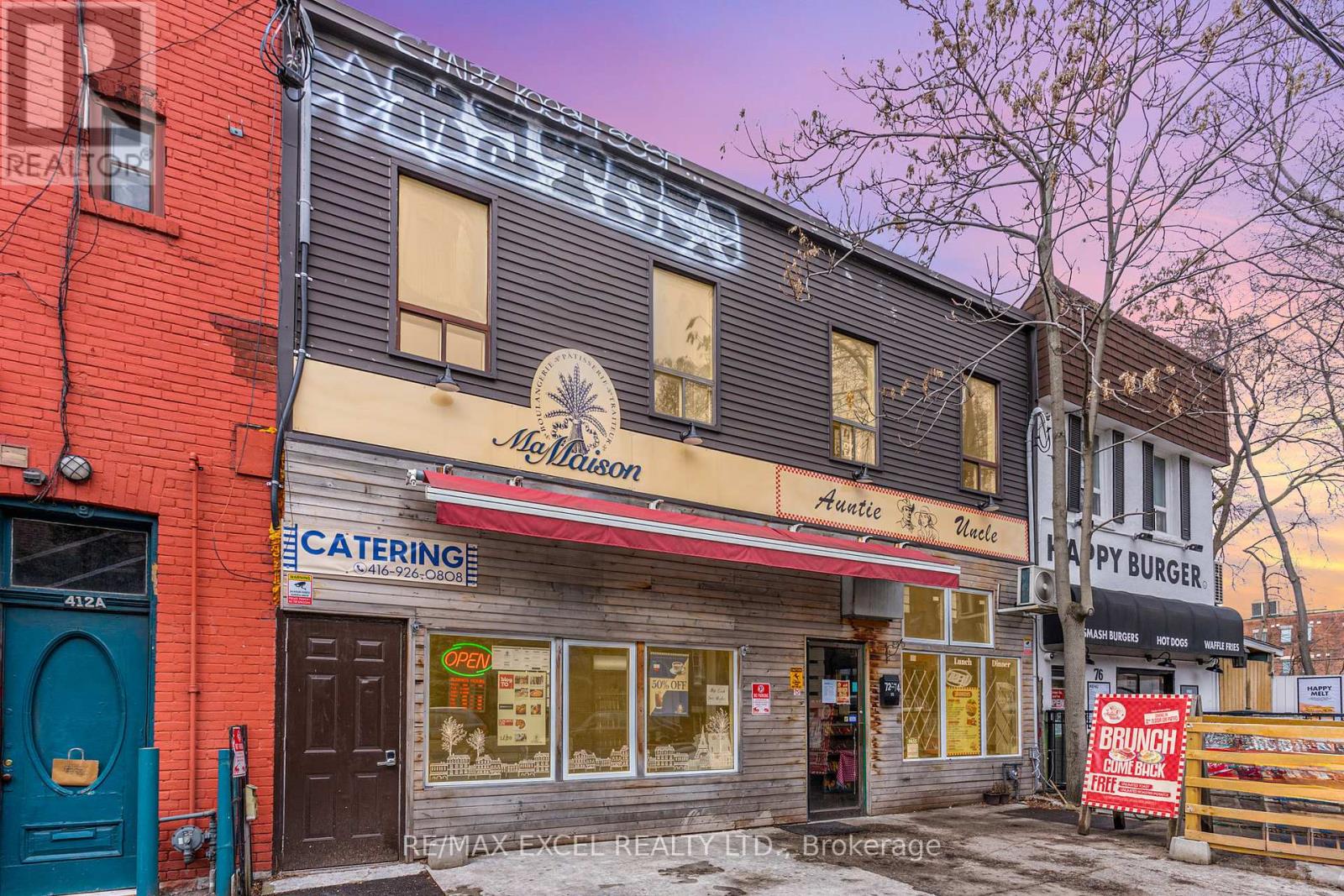 MLS® listing #28946225 for sale located at 72-74 LIPPINCOTT STREET