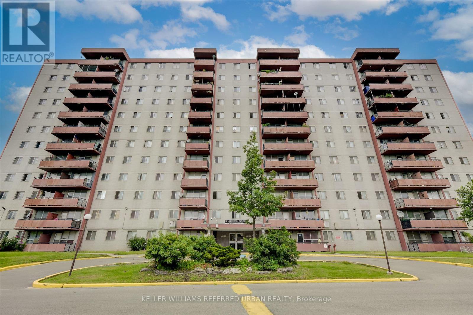 MLS® listing #28955990 for sale located at 907 - 50 LOTHERTON PATHWAY