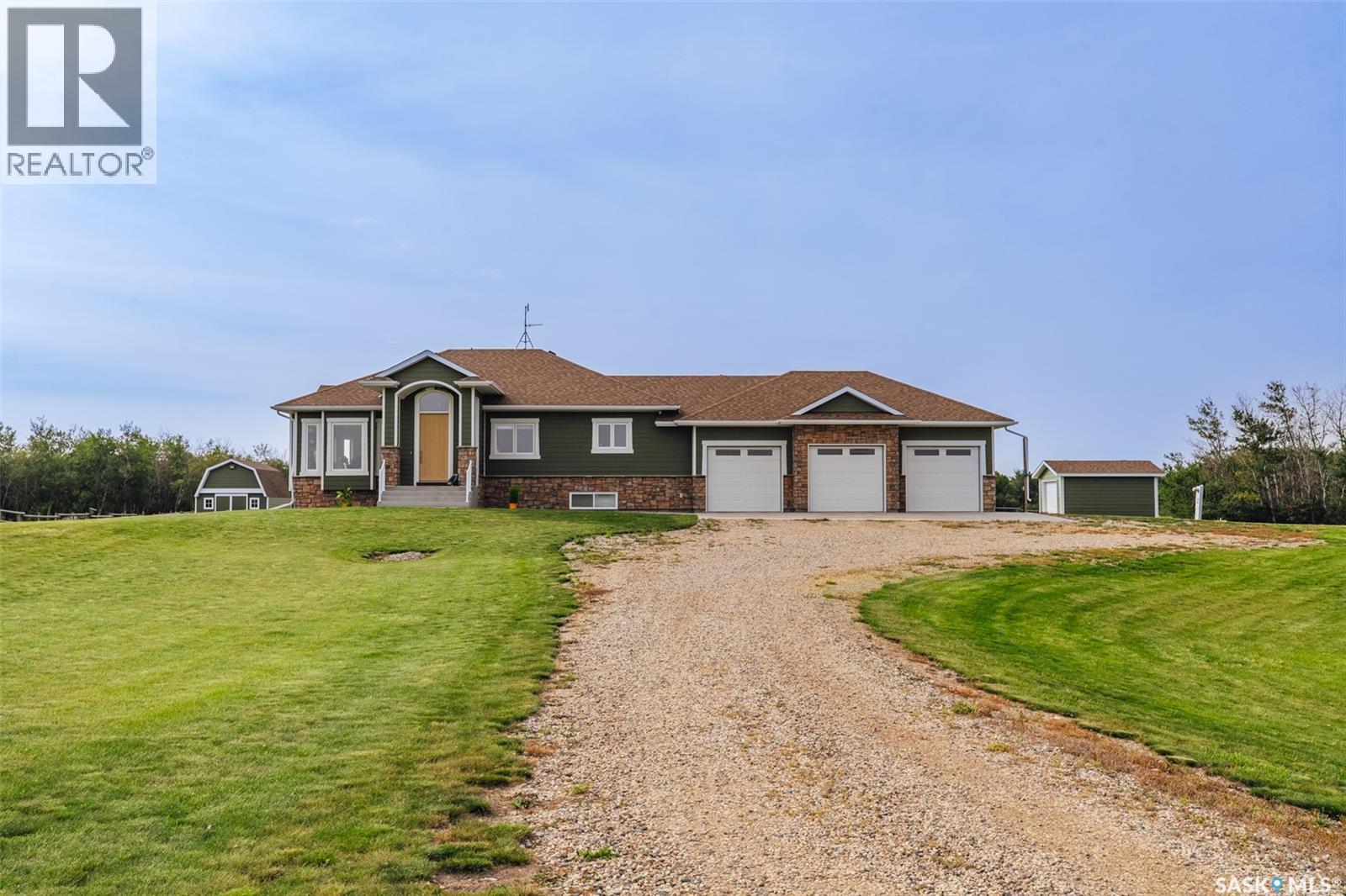 MLS® listing #28957146 for sale located at 118 Louise CRESCENT