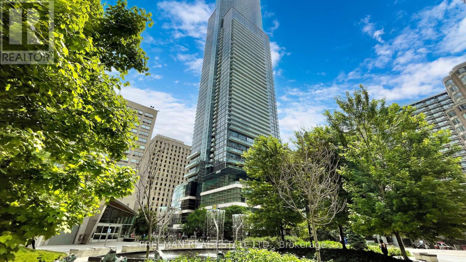 MLS® listing #28960672 for sale located at 3703 - 386 YONGE STREET
